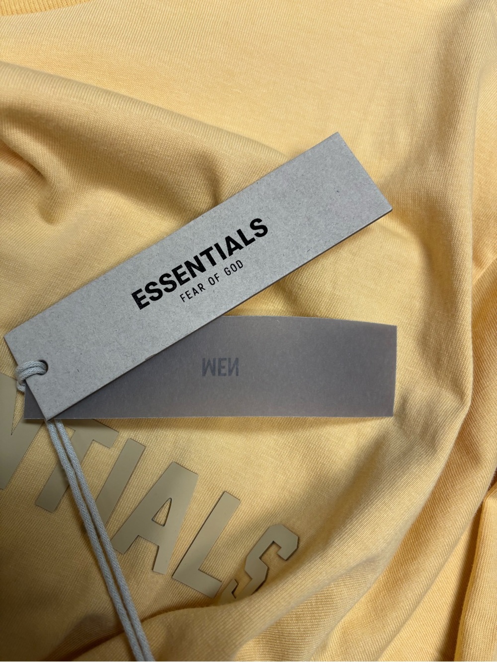 SS23 fear of god essentials Light Tuscan tee - Picture 4 of 5